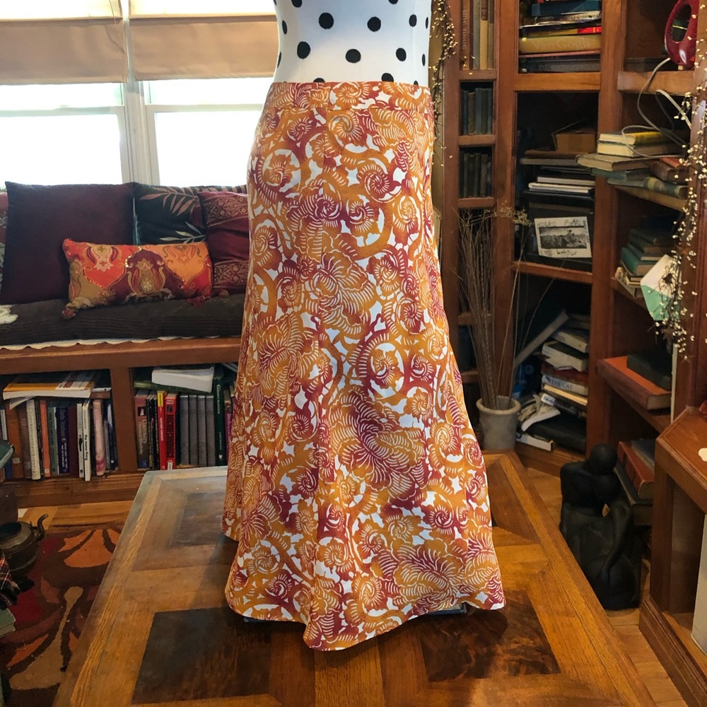 *B2G1 LOVELY FLORAL SILK SKIRT FROM LAFAYETTE 148